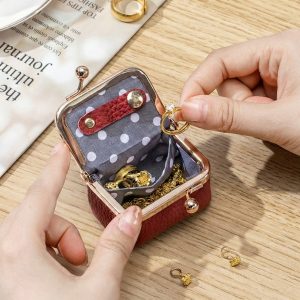 Компактна кожена пътна кутия за бижута | LUXIBOX